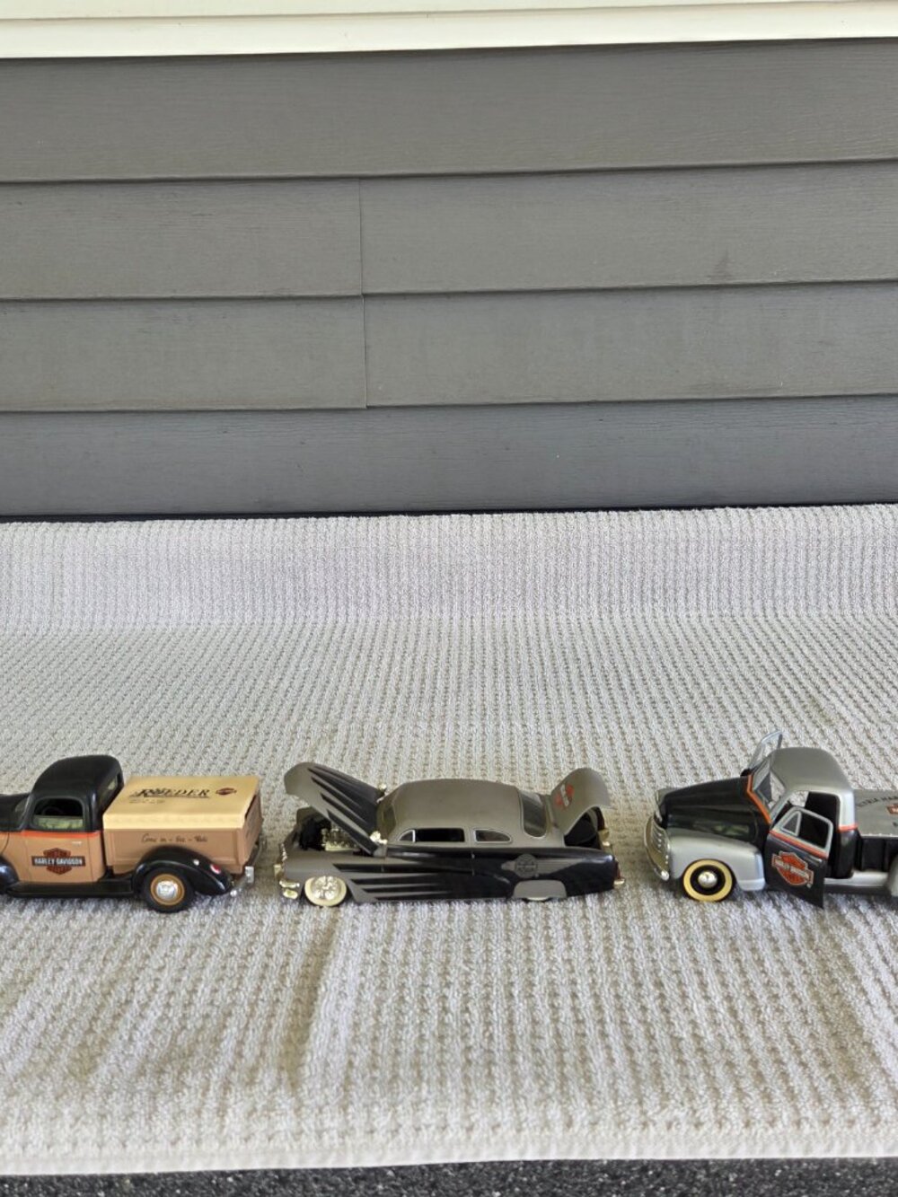 3 Vtg Limited Edition Harley Davidson Coin Banks Chevy, Ford, Mercury with Keys